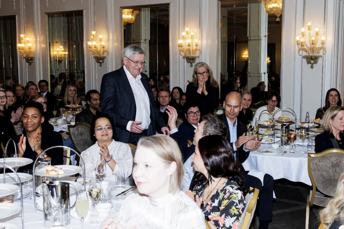 Tore Kvien blant publikum i Speilsalen