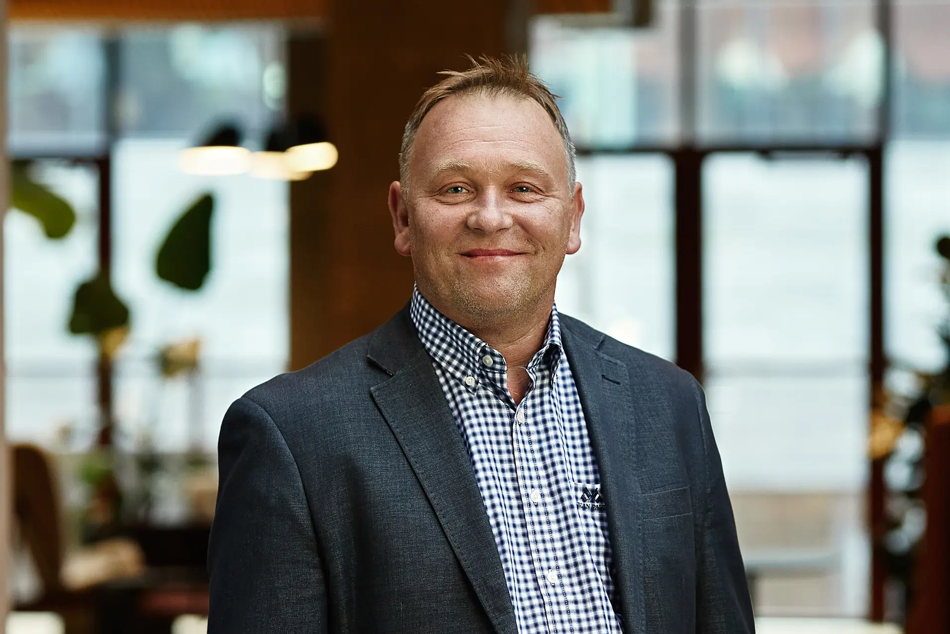 Portrett Georg Lindefjell